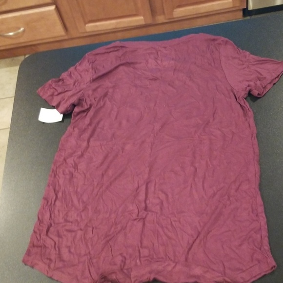 Shirt - Picture 4 of 4